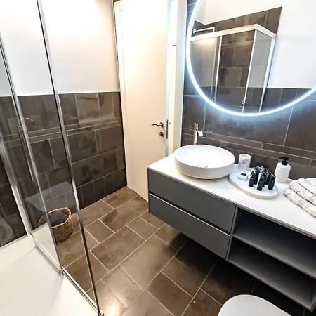 Dream Suites Milano San Babila Exterior photo