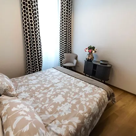 Dream Suites Milano San Babila Exterior photo